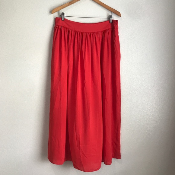 ‼️SOLD‼️Banana Republic Sheer Maxi Red Skirt - Picture 2 of 8